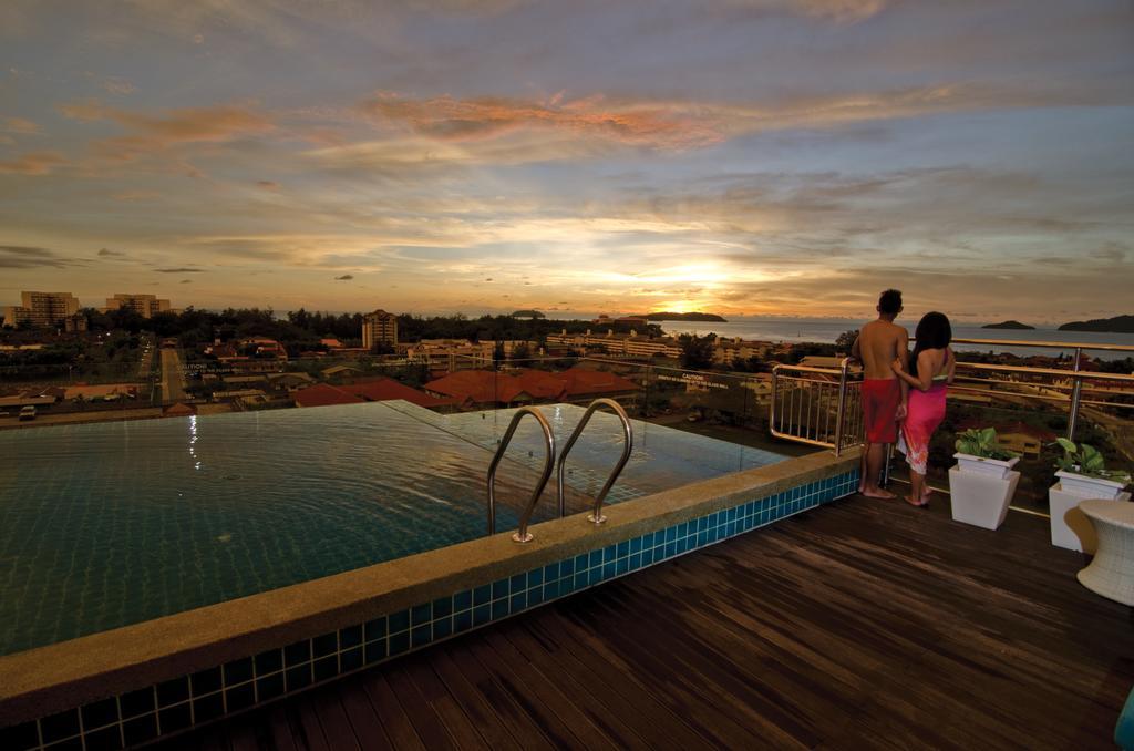 C'Haya Hotel Kota Kinabalu Exteriör bild