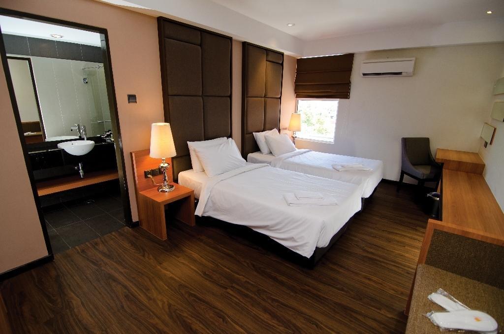 C'Haya Hotel Kota Kinabalu Rum bild