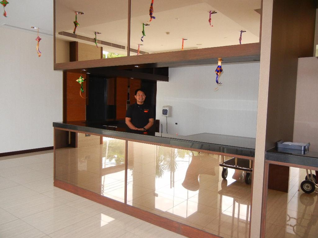 C'Haya Hotel Kota Kinabalu Exteriör bild
