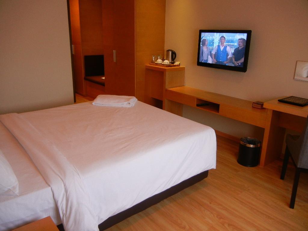 C'Haya Hotel Kota Kinabalu Rum bild