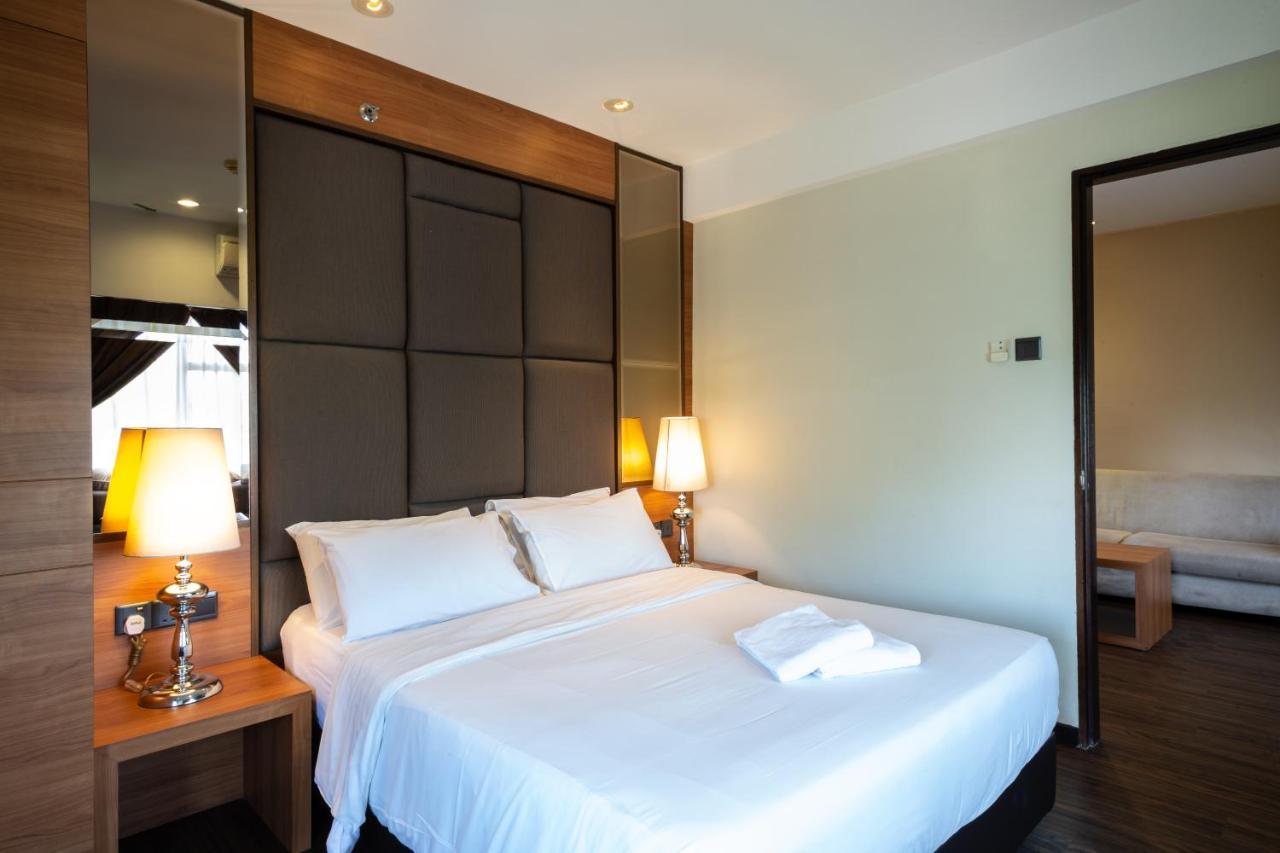 C'Haya Hotel Kota Kinabalu Exteriör bild